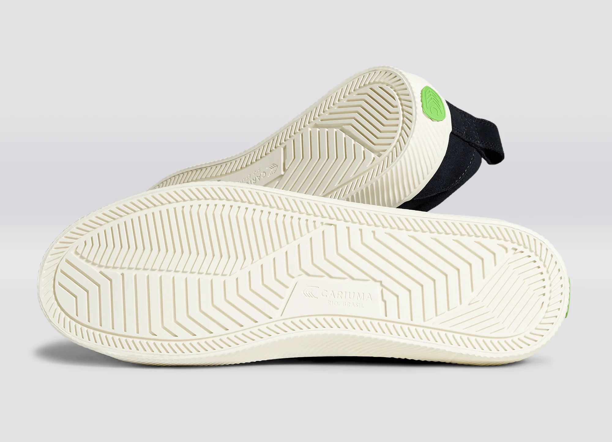 OCA Low Baskets en daim noir - Image 7